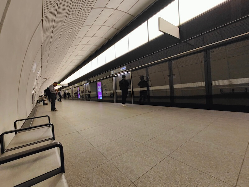 Platform of the Elizabeth Line at Tottenham Court Road