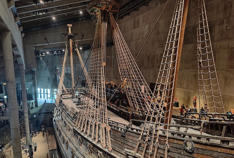 rear view of Vasa ship inside an enclosed building