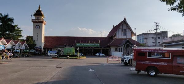 View of Chiang Mai Railway Station (SRT1222) (สถานีรถไฟเชียงใหม่)